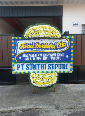 Papan Bunga Duka di Aek Parombunan